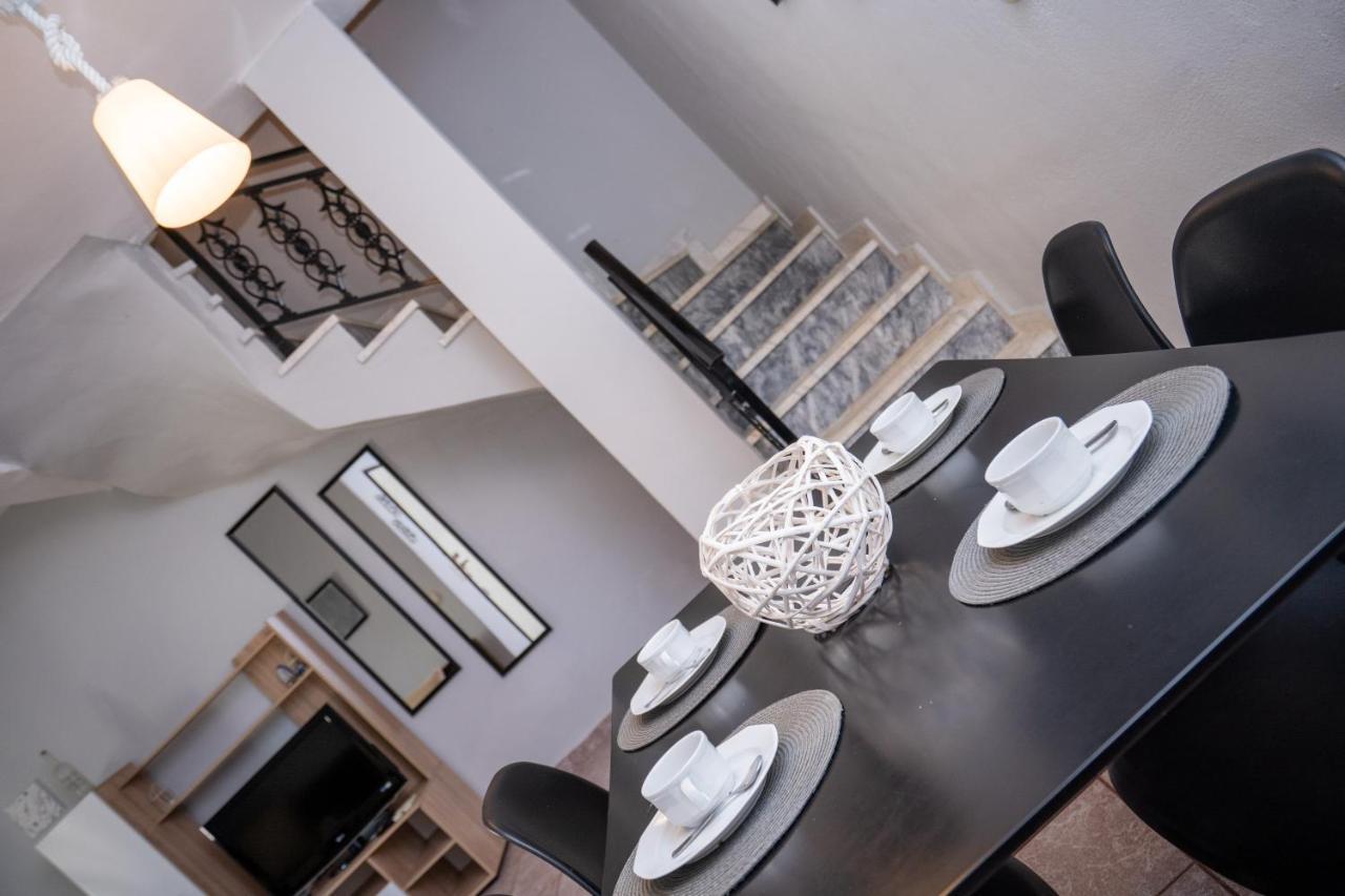Magdalene'S Premium Apartments Ofrínion Zewnętrze zdjęcie